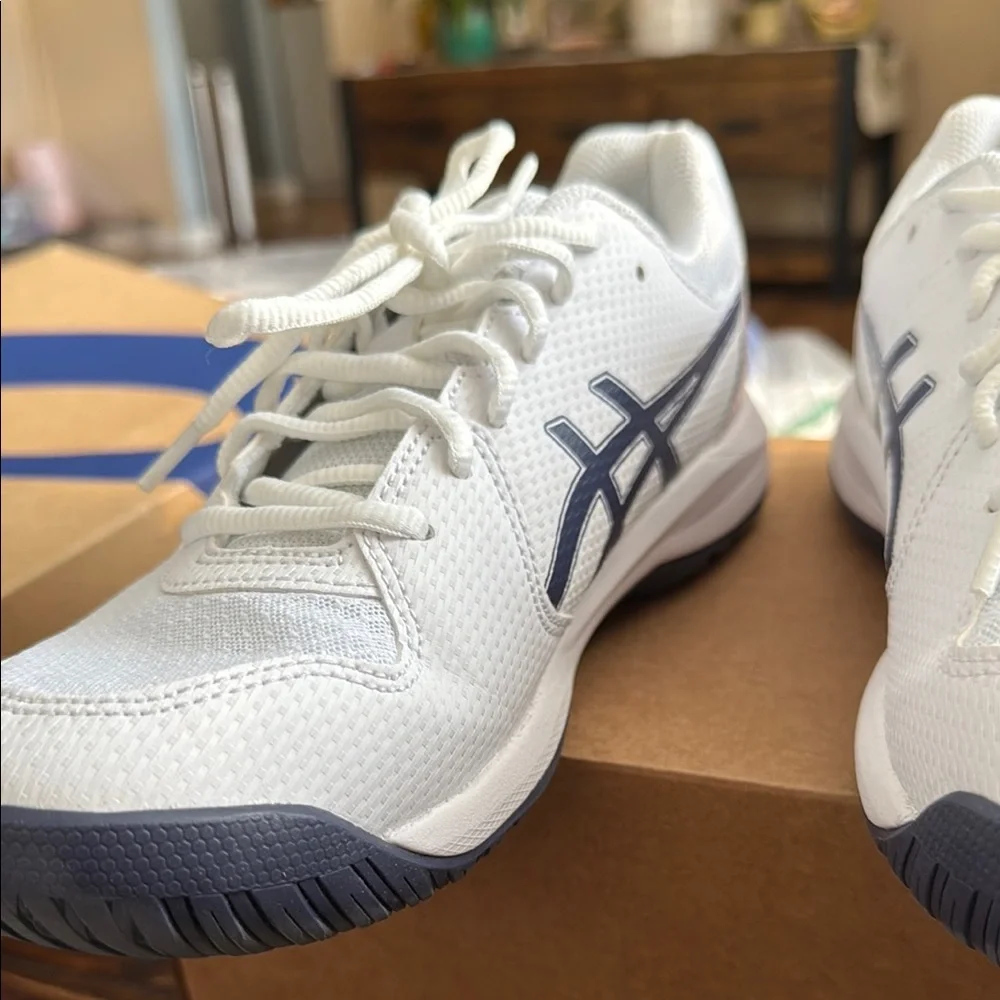 Asics White and Blue Athletic Shoes with Performance Focus
